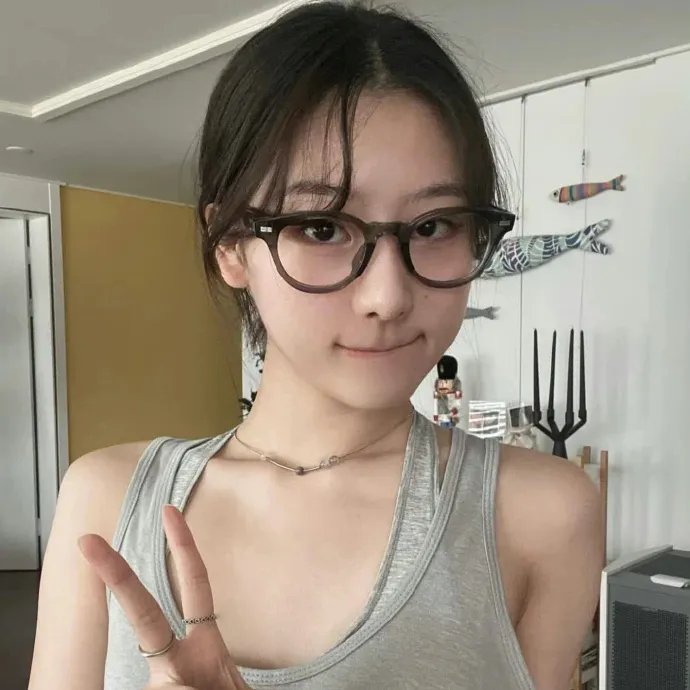 哈尔斯顿 海报